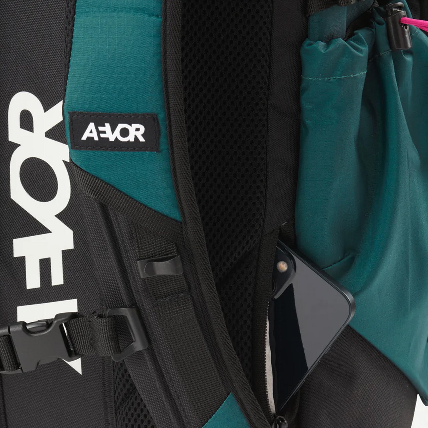 Aevor Roll Pack - Proof Evergreen Grün Bild 5