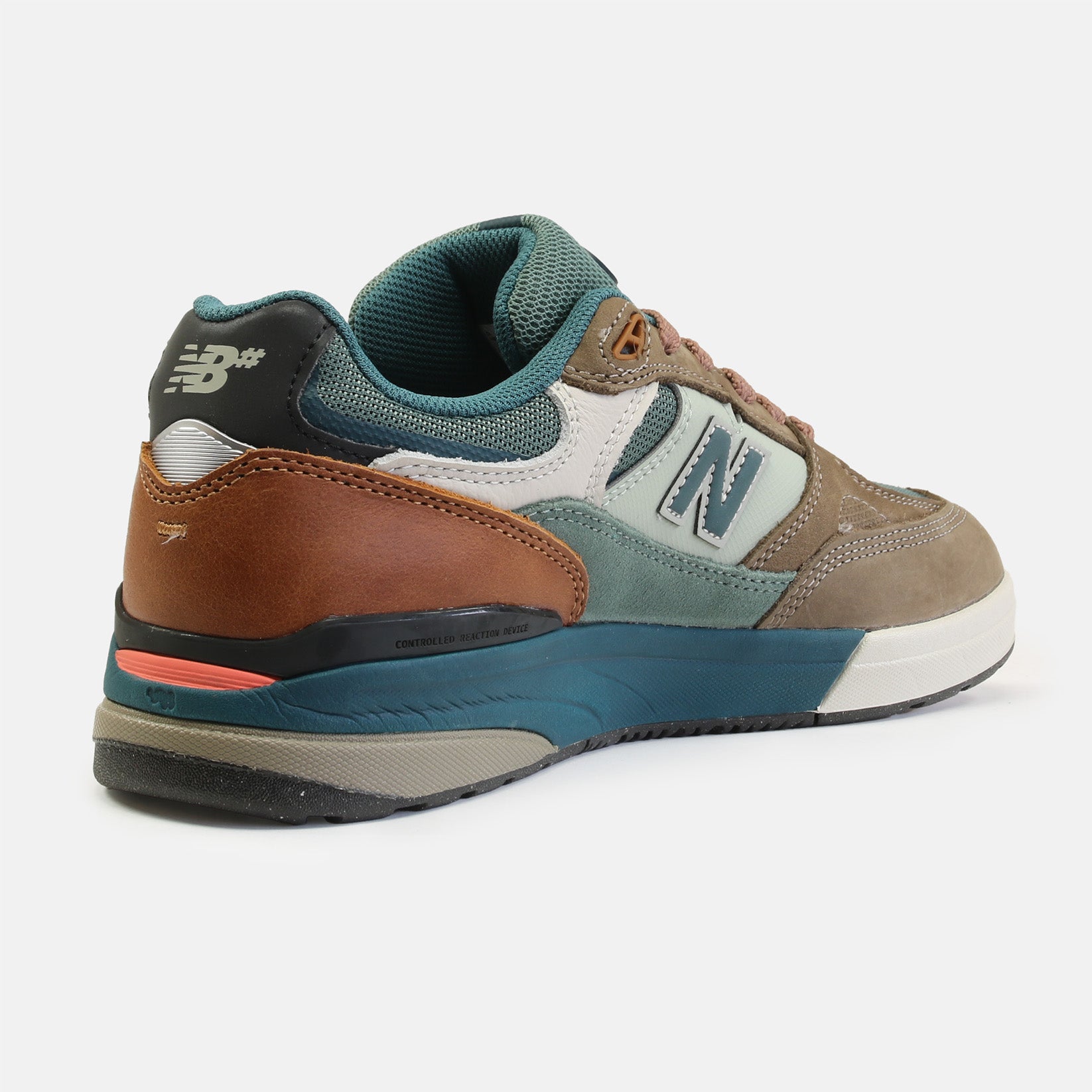 New Balance Numeric 933 Schuh - Mushroom / New Spruce Mehrfarbig Bild 3