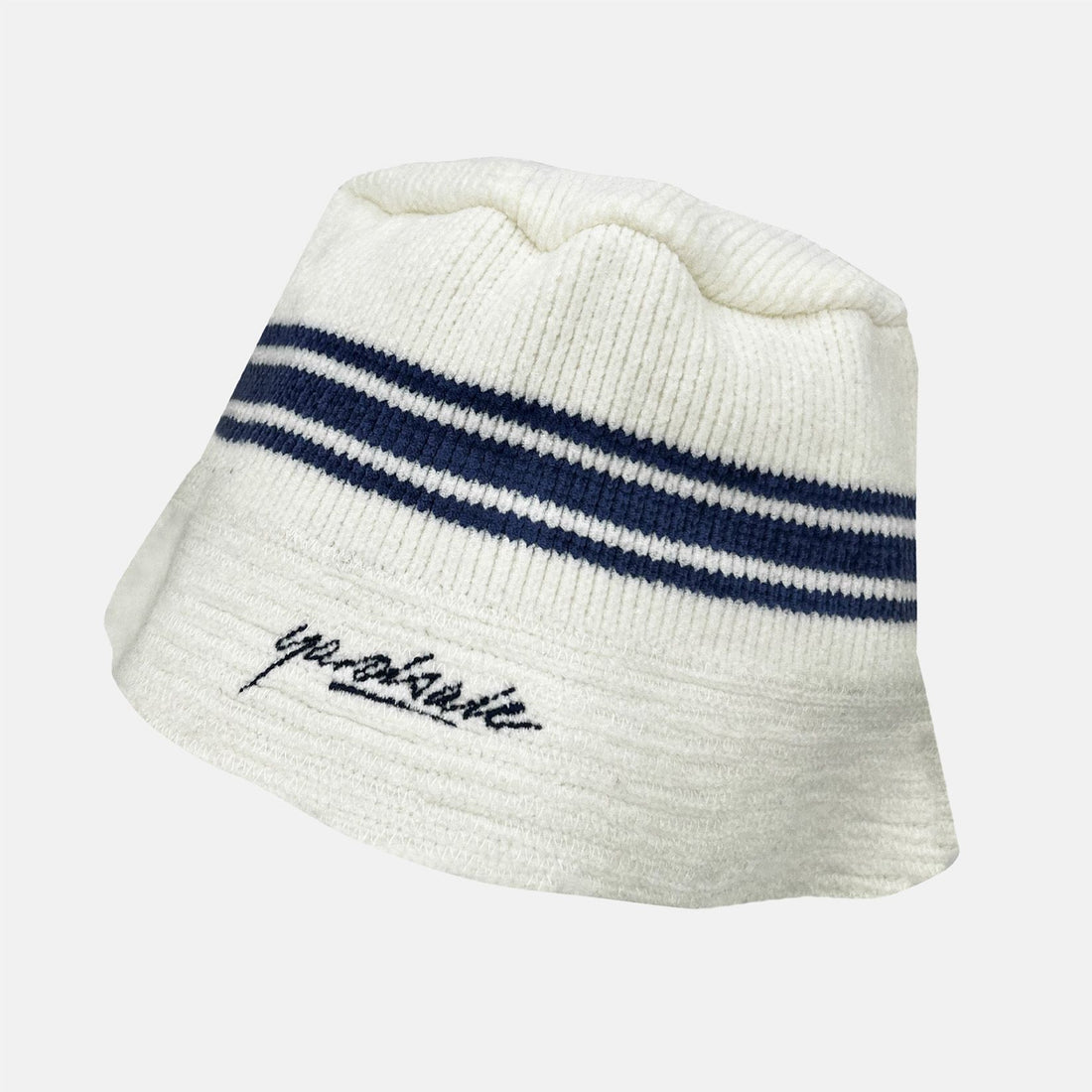 Yardsale Chenille Bucket Hat - White