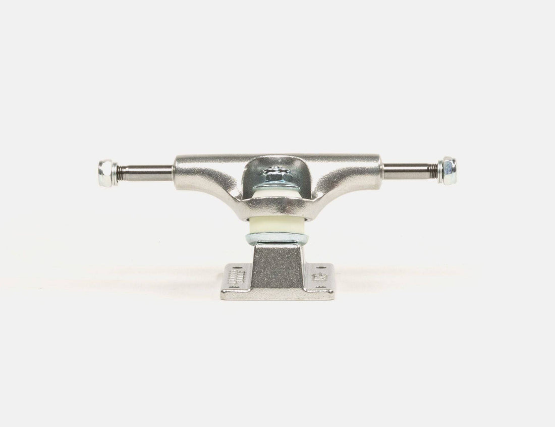 Ace 00 Classic 3.875 Trucks - Silver - Blowout Skateshop