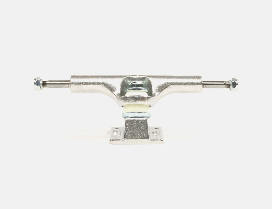 Ace 33 Classic 5.375 Trucks - Silver - Blowout Skateshop