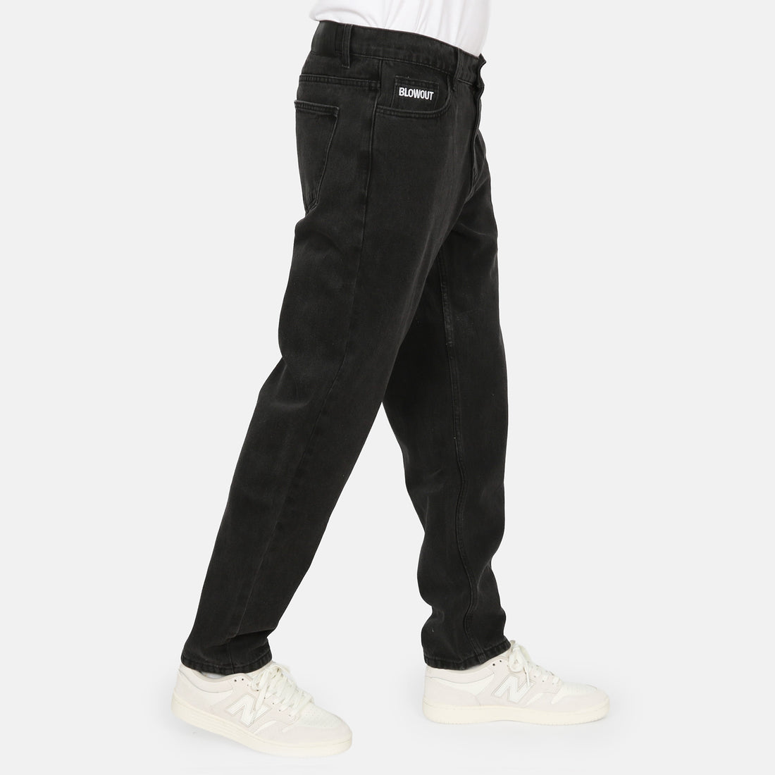 Blowout Relaxed Tapered Pant - Black Wash Schwarz Bild 2