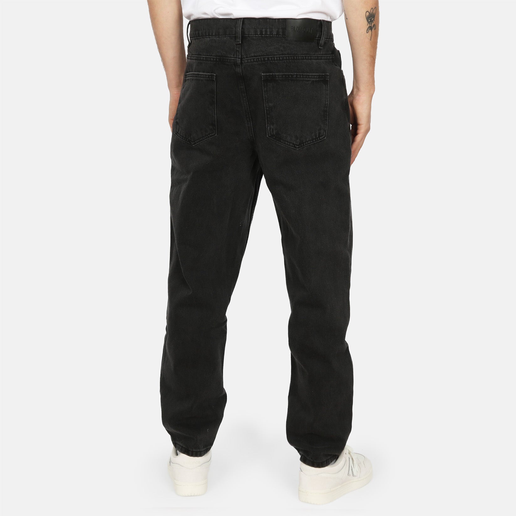 Blowout Relaxed Tapered Pant - Black Wash Schwarz Bild 3