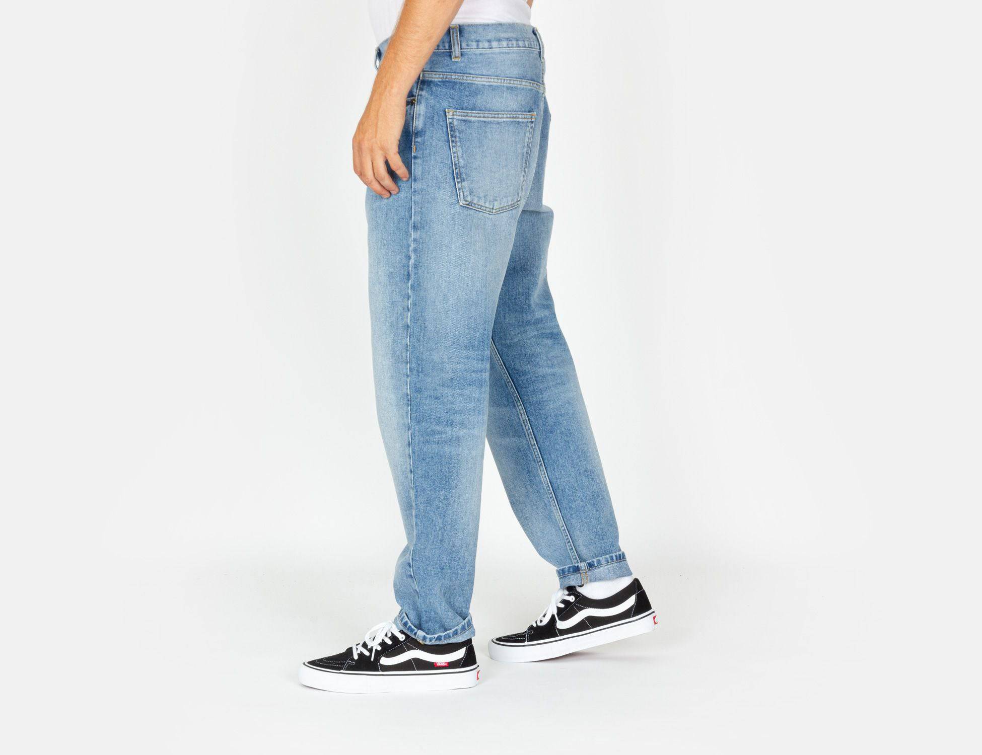 Carhartt WIP Newel Pant - Blue Light Used Wash Blau Bild 2