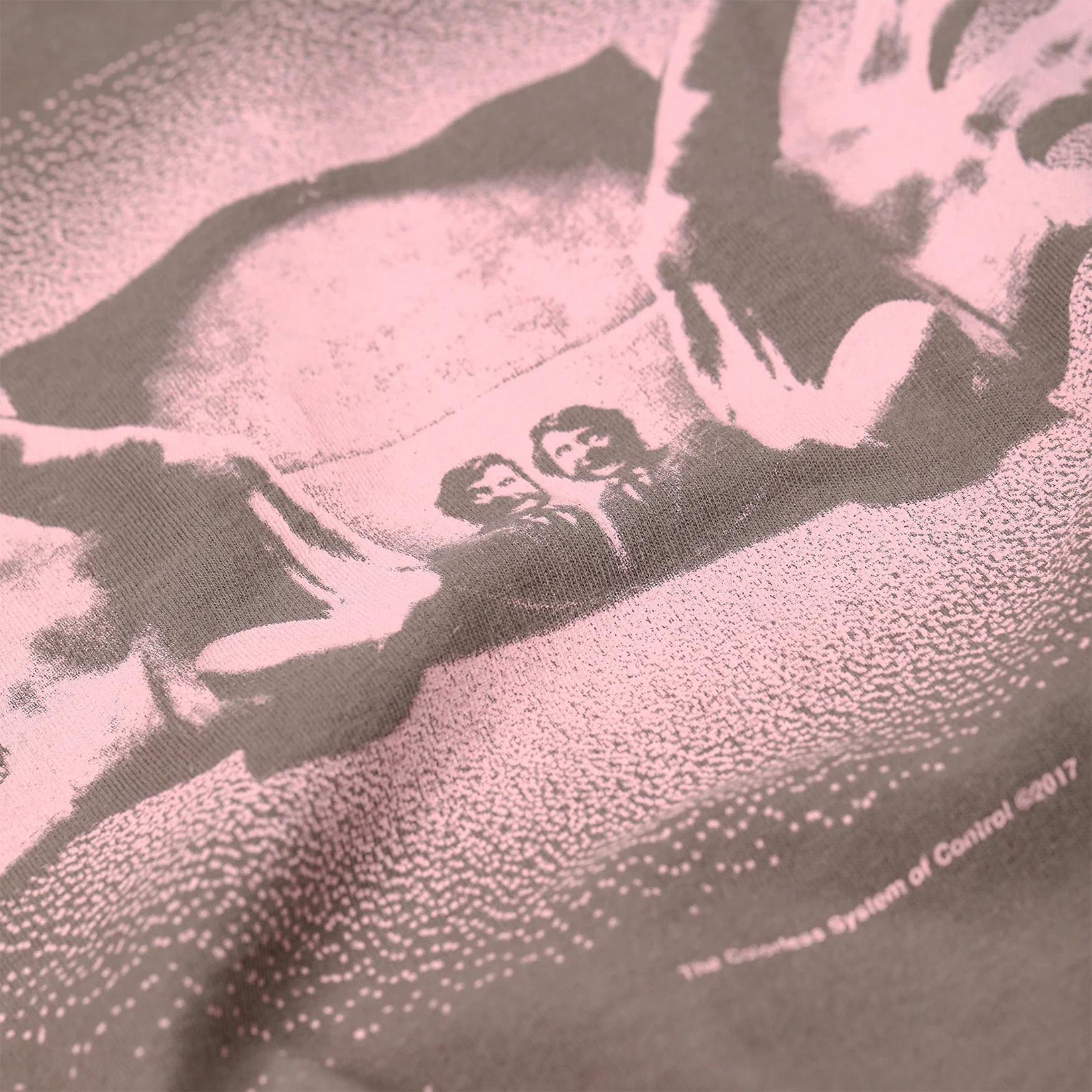 Former Hands T-Shirt - Taube Bild 2
