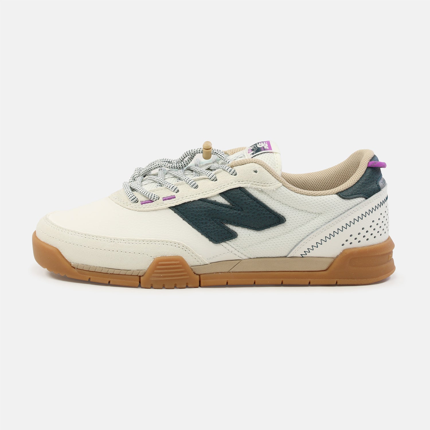 New Balance Numeric 440 Low Trail Schuh - White / Gum Weiß Bild 1