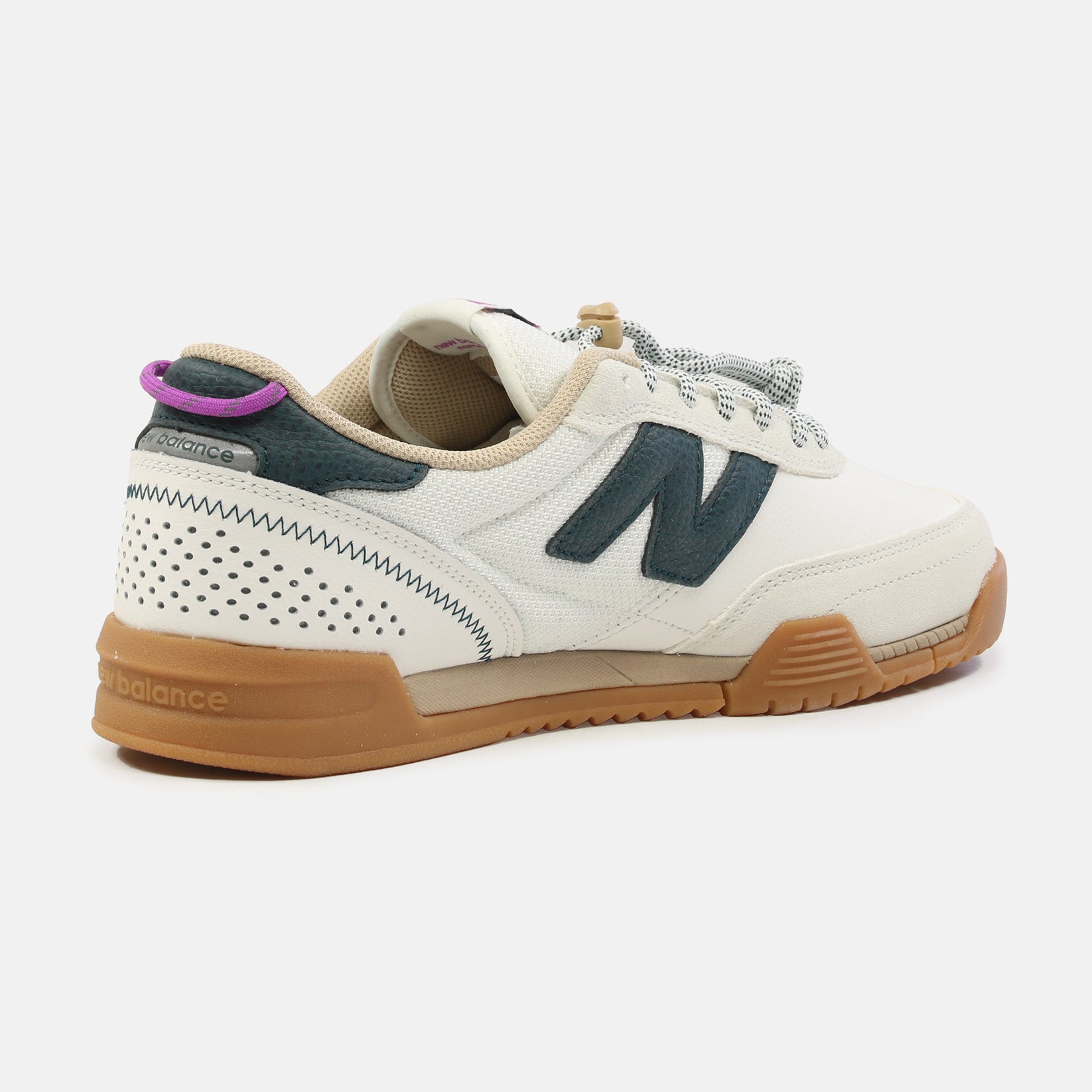 New Balance Numeric 440 Low Trail Schuh - White / Gum Weiß Bild 3