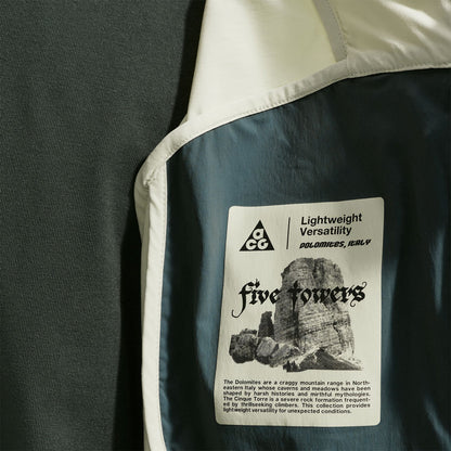 Nike ACG UV Protection Five Towers Jacke - Mint Grün Bild 4