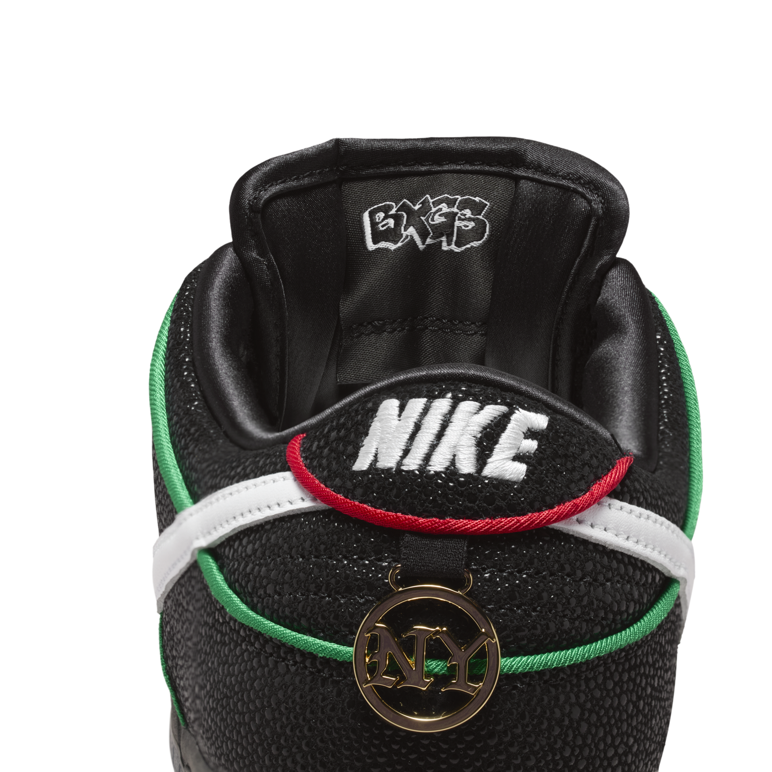 Nike SB X Bronx Skate Girls Dunk Low Schuh Schwarz Bild 5