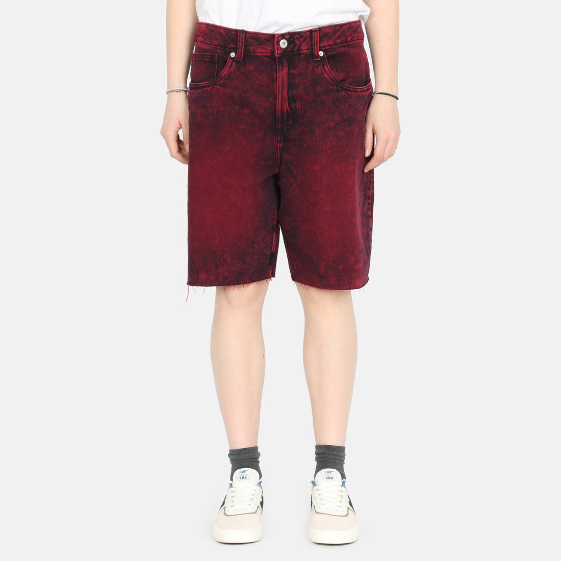 VANS Sirelle Over-Dyed Cut-Off Shorts - Cherries Jubilee Rot Bild 1